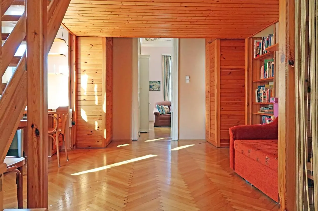 קרלובי וארי Apartment Themis