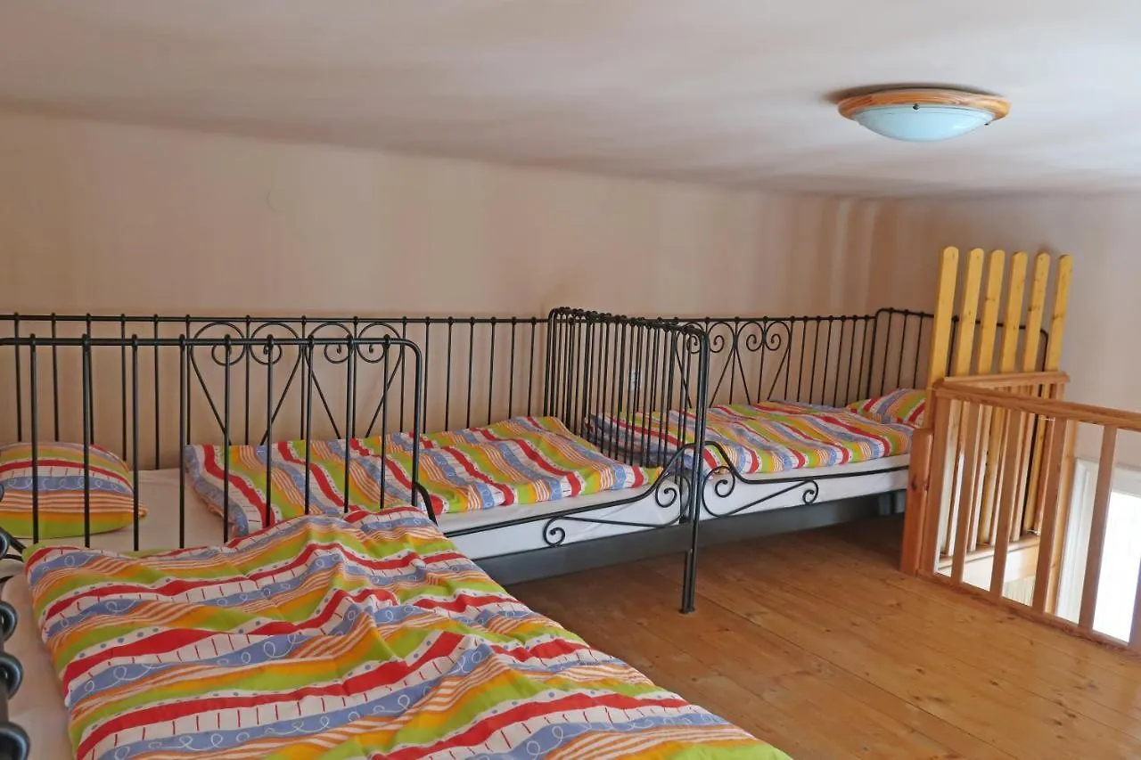 קרלובי וארי Apartment Themis